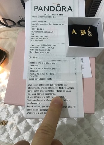 Altın Renkli Zincir Detaylı Çocuk Takı Seti - Görsel 4