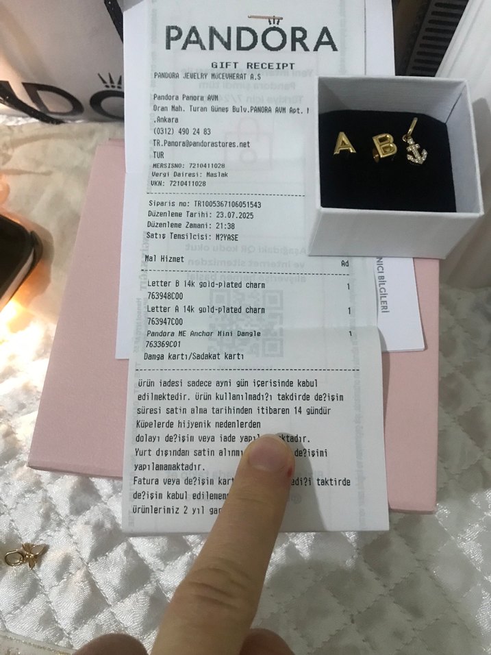 Altın Renkli Zincir Detaylı Çocuk Takı Seti - Görsel 4