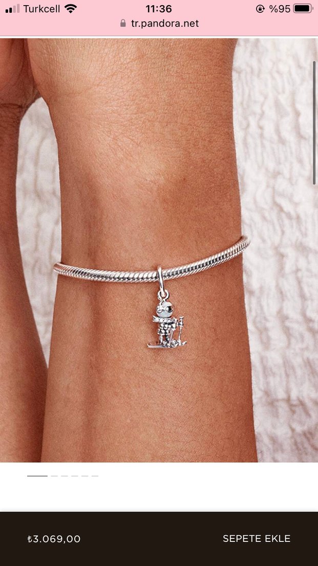 Boncuk Detaylı Kayakçı Kadın Charm - Görsel 2