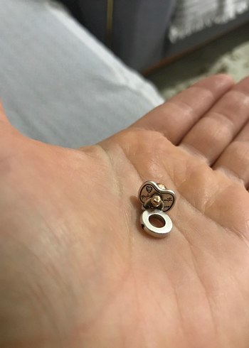 Düğmeli Bej Kadın Charm - Görsel 14