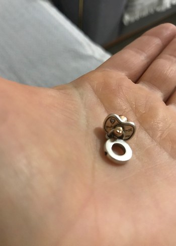 Düğmeli Bej Kadın Charm - Görsel 11