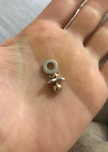 Düğmeli Bej Kadın Charm - Görsel 13