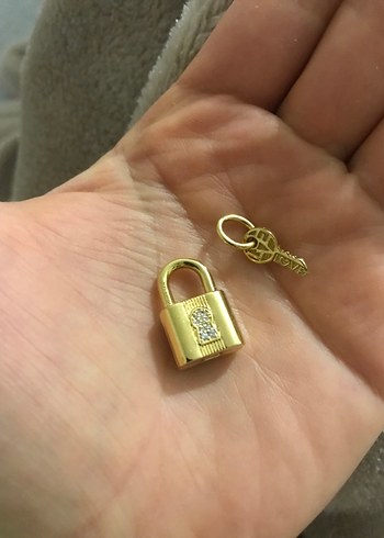 Zincir Detaylı Altın Renkli Kadın Bileklik - Görsel 9