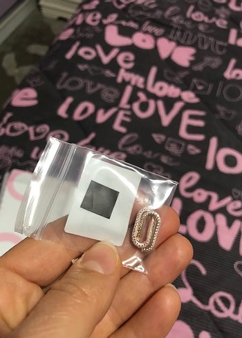 Zincir Detaylı Parlak Altın Broş - Görsel 18