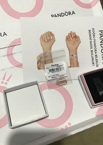 Zincir Detaylı Parlak Altın Broş - Görsel 16