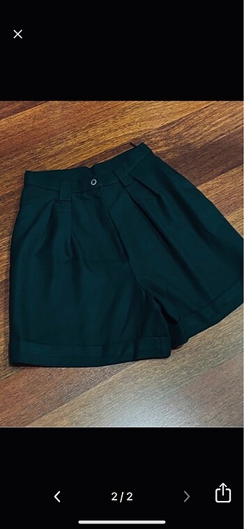 Diğer Kadın kısa bermuda gabardin
