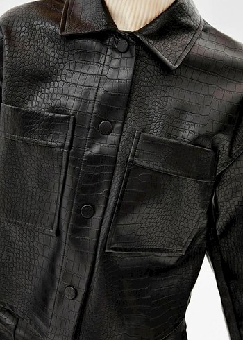 Bershka Timsah Desenli Deri Crop Ceket - Görsel 4