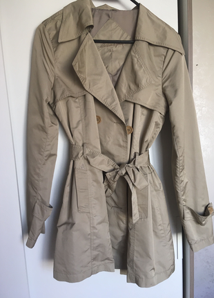 İnce baharlık trenchcoat
