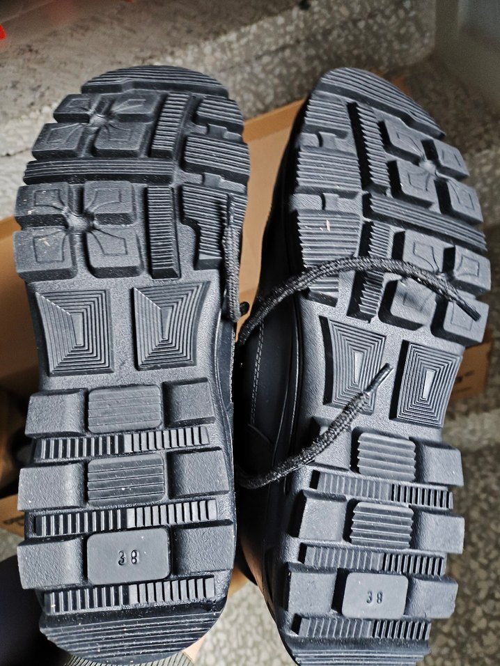 Siyah Erkek Spor Tarzı Kauçuk Bot - Görsel 3