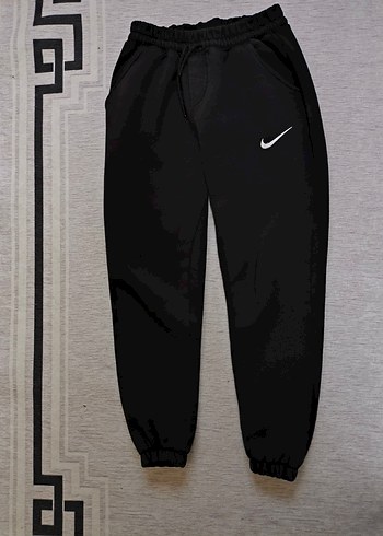 Siyah Rahat Kesim Kadın Eşofman Altı - Görsel 3