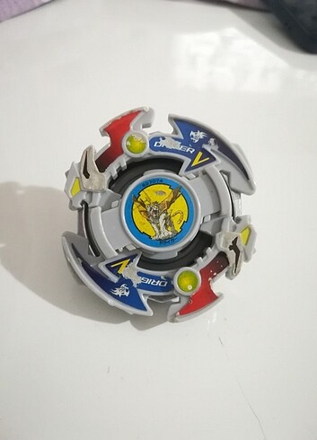 Beyblade Driger V