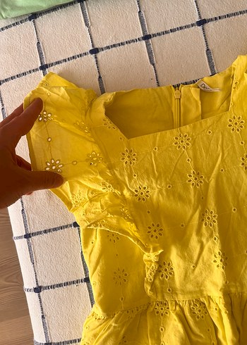 9/10 yaş sarı fisto astarlı elbise - Görsel 4