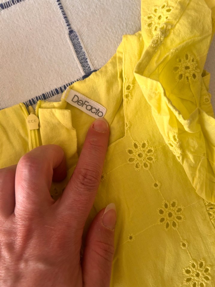 9/10 yaş sarı fisto astarlı elbise - Görsel 3