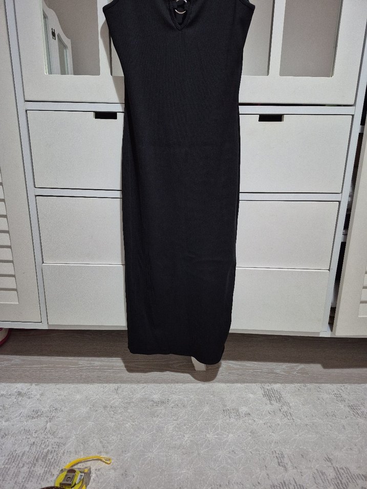 Siyah V Yaka Uzun Kadın Elbise - Görsel 4