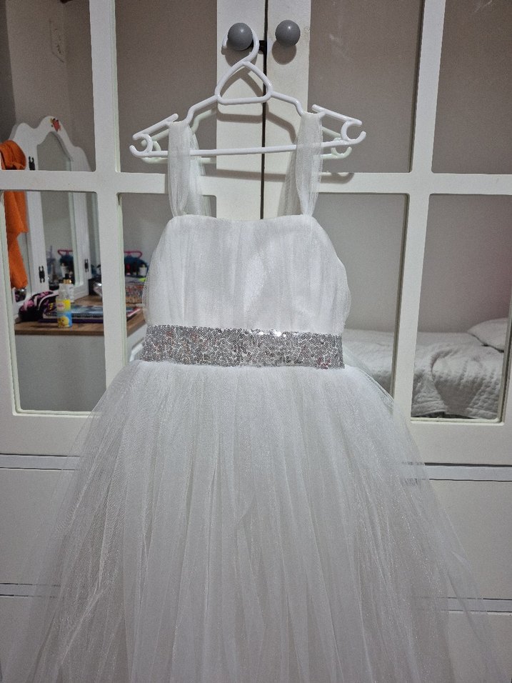 Beyaz Askılı Kemerli Çocuk Abiye Elbise - Görsel 2