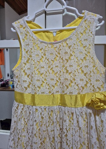 Kız Çocuk Sarı Dantelli Elbise - Görsel 2