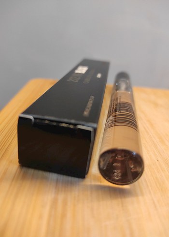  Beden 212 VIP Black Elixir Erkek Parfümü