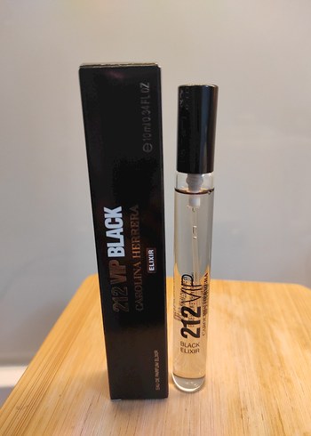 212 VIP Black Elixir Erkek Parfümü
