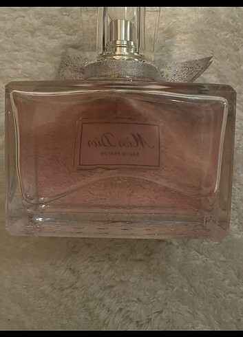  Beden Renk Miss Dior parfüm 