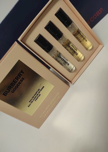 Beden Burberry Goddess Kadın Parfüm Seti