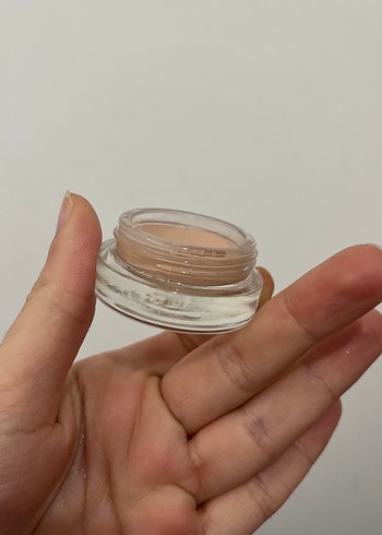 L'Oréal Infaillible 24H Kapatıcı Pomadı Açık Bej - Görsel 2