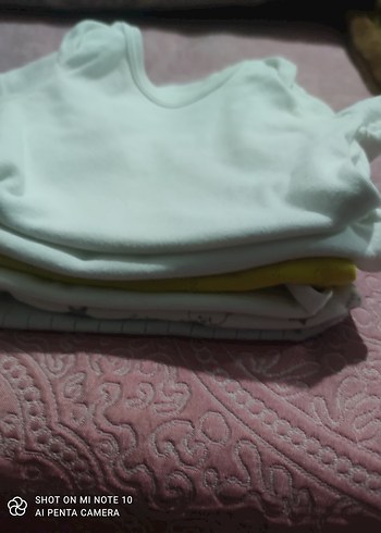 Chicco Beyaz Pamuklu Kolsuz Bebek Body - Görsel 6