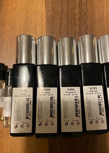 Kadın Parfüm Seti 10 Adet Mini Şişe - Görsel 2