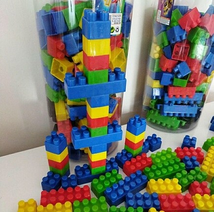 Diğer 240 parça Lego 9 adet Lego araba hediyeli
