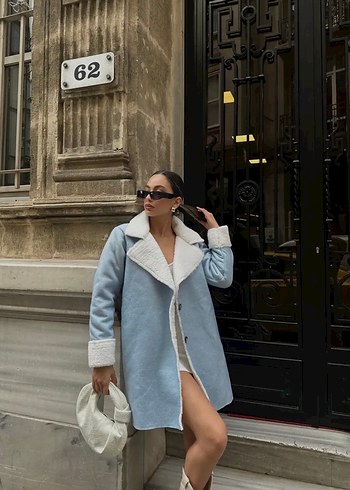 m Beden Kadın Mavi Kısa Kürklü Denim Kaban