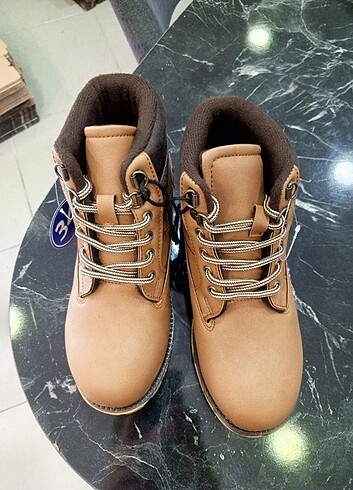 LC Waikiki LC waikiki erkek çocuk bot
