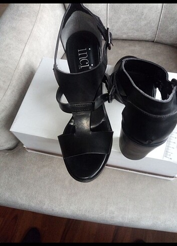 38 Beden siyah Renk İnci marka 38 numara kadın ayakkabı 