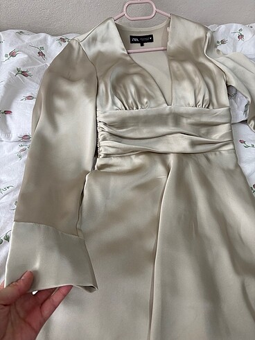Zara Zara saten elbise