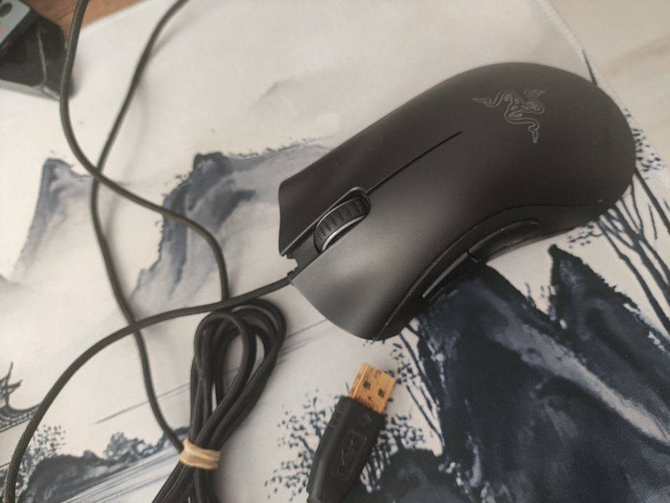 Razer Deathadder Chroma Oyun Mouse'u - Görsel 3