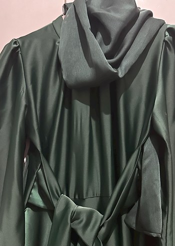 Yeşil Uzun Kollu Saten abiye - Görsel 2