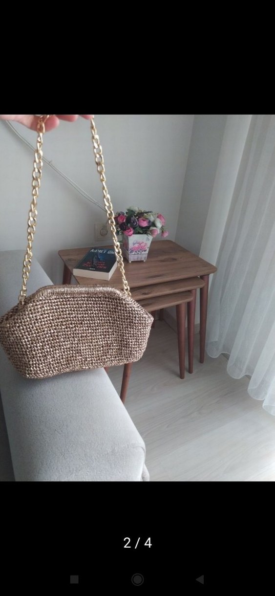 Zincir Detaylı dore metalik ipten örgü Kadın Portföy Çanta - Görsel 2