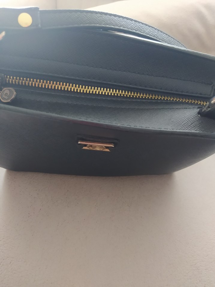 Siyah Deri Tokalı Kadın Çanta - Görsel 4