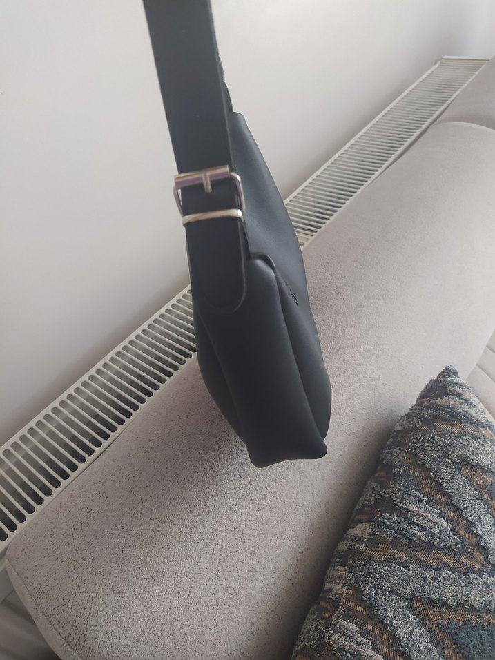 Siyah Deri Kadın Omuz Çantası - Görsel 2