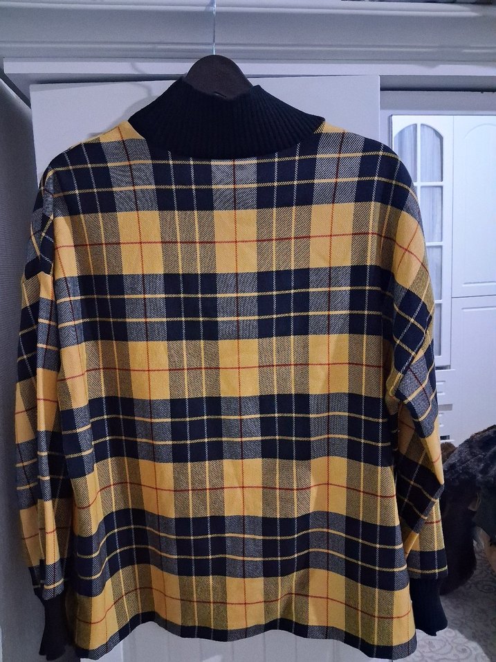 Sarı Ekose Desenli Boğazlı Kadın bluz - Görsel 3