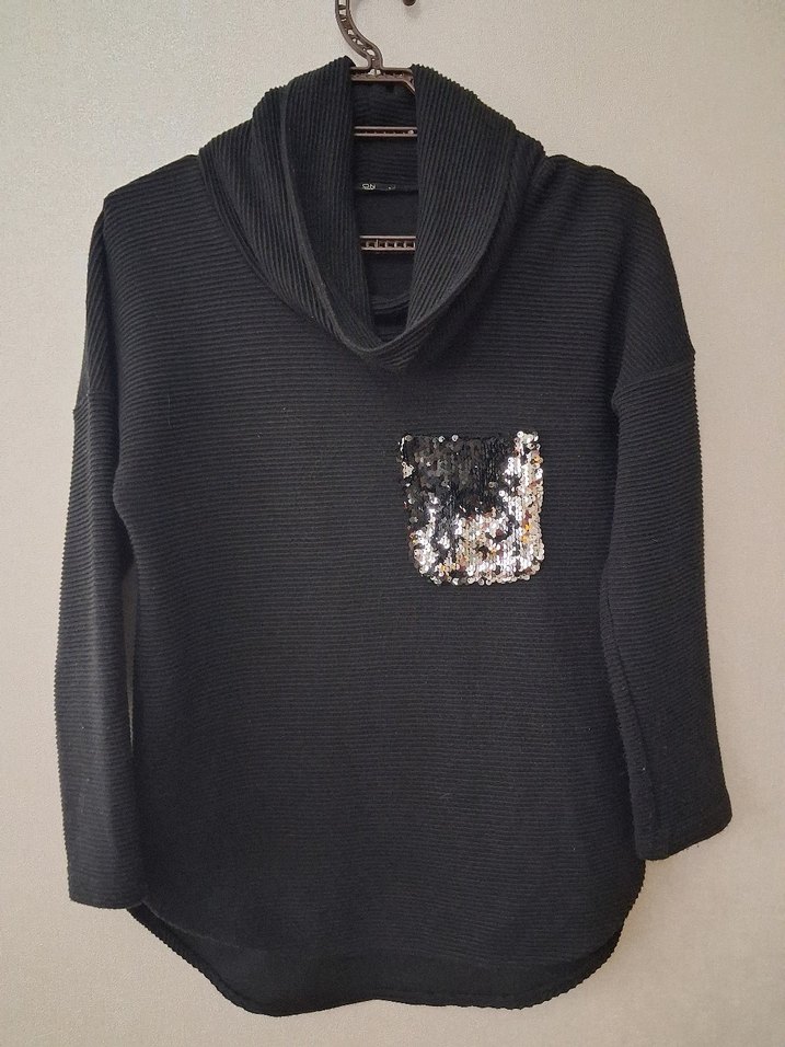 Siyah Yüksek Yakalı Triko Hamile Tunik - Görsel 4