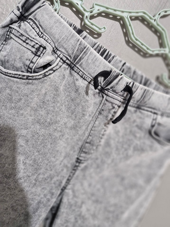 Gri Batik Desenli Erkek Denim Şort - Görsel 2