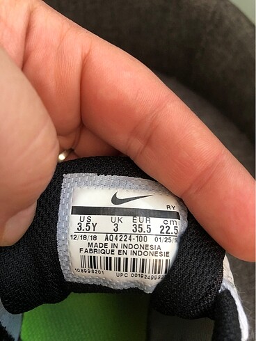 35 Beden beyaz Renk Nike Spor Ayakkabı