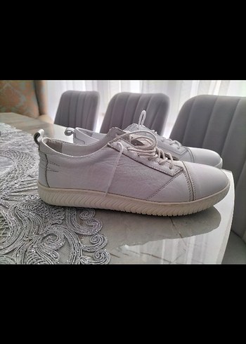 Beyaz Bağcıklı Kadın Spor Ayakkabı - Görsel 4