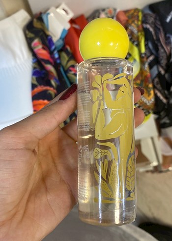 Diğer Sarı Kapaklı desire Kadin Parfumu