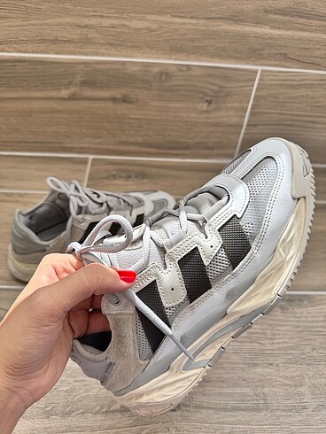Adidas ayakkabı