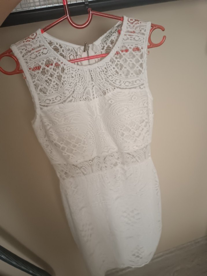 Dantel İşlemeli Beyaz diz üstü elbise - Görsel 2