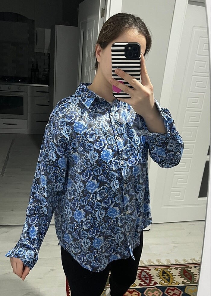 Simli gömlek çiçekli - Görsel 4