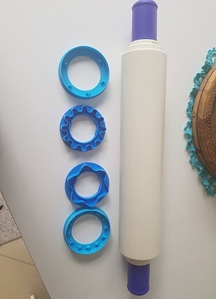 Tupperware 