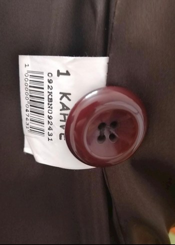 Düğmeli Kahverengi Kadın Kaban - Görsel 4