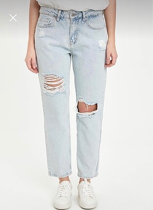 Buz mavisi boyfriend jean