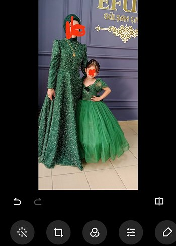 Uzun Kollu, Yüksek Yaka, Drapeli Yeşil Abiye Elbise - Görsel 3